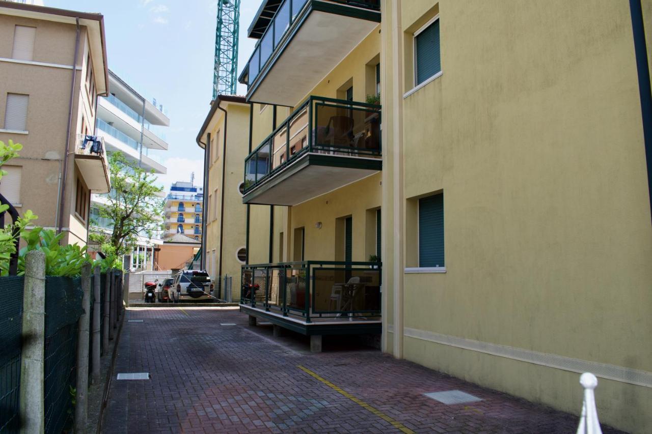 App4Rent - Villa Mimosa - Family Apartment Lido di Jesolo Exterior foto